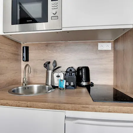Cosy And Bright Flat Menilmontant Holiday home *